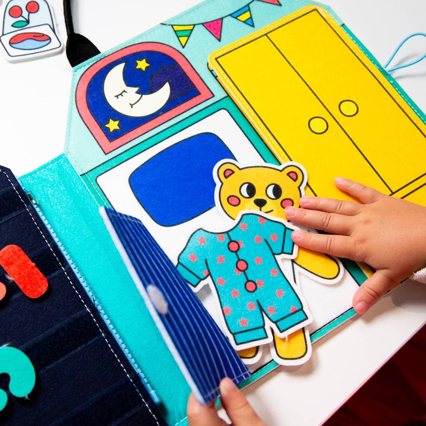 Kit de jeu Montessori - OMY