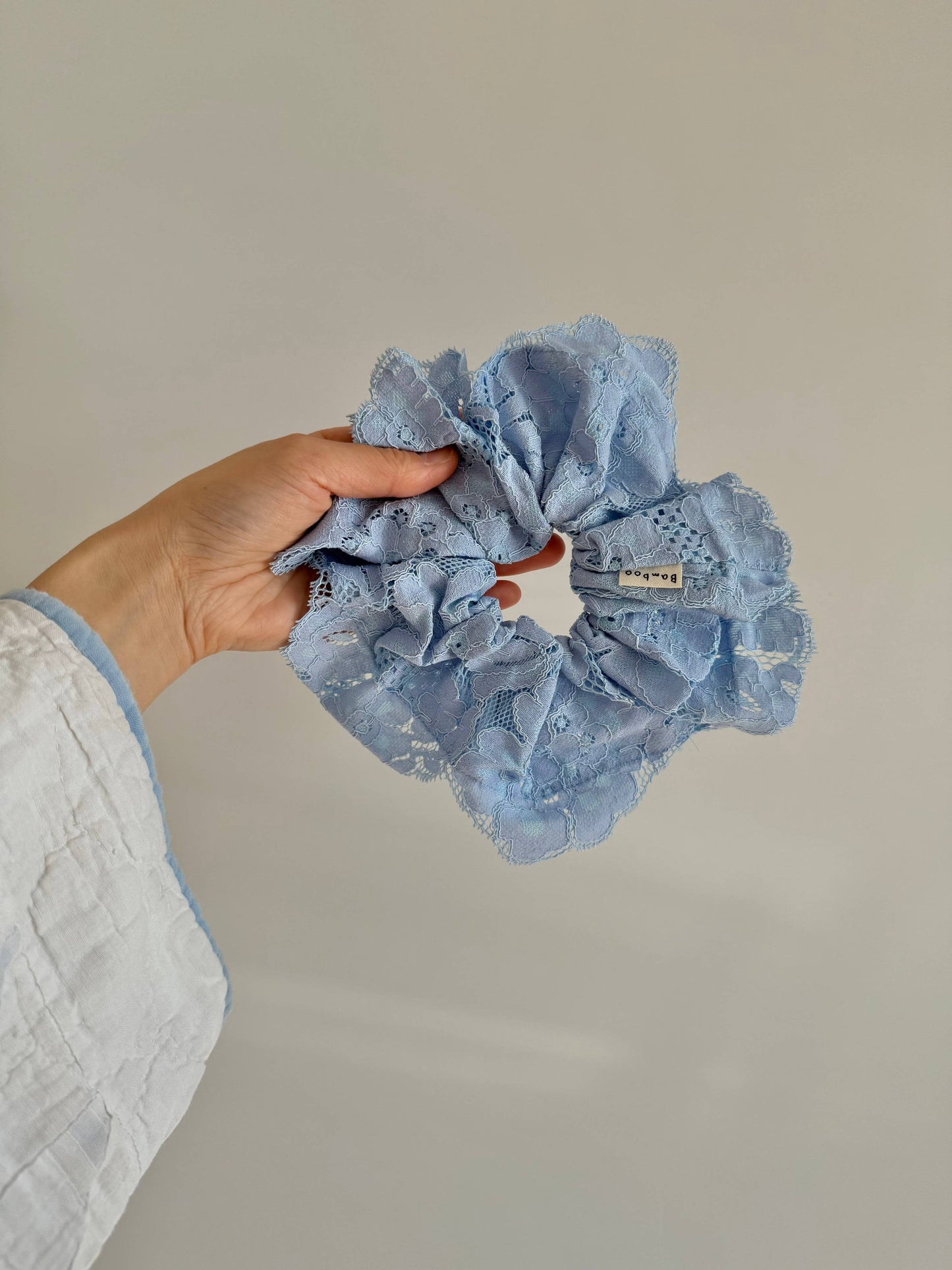 Chouchou en dentelle - lace scrunchie - Billy Bamboo