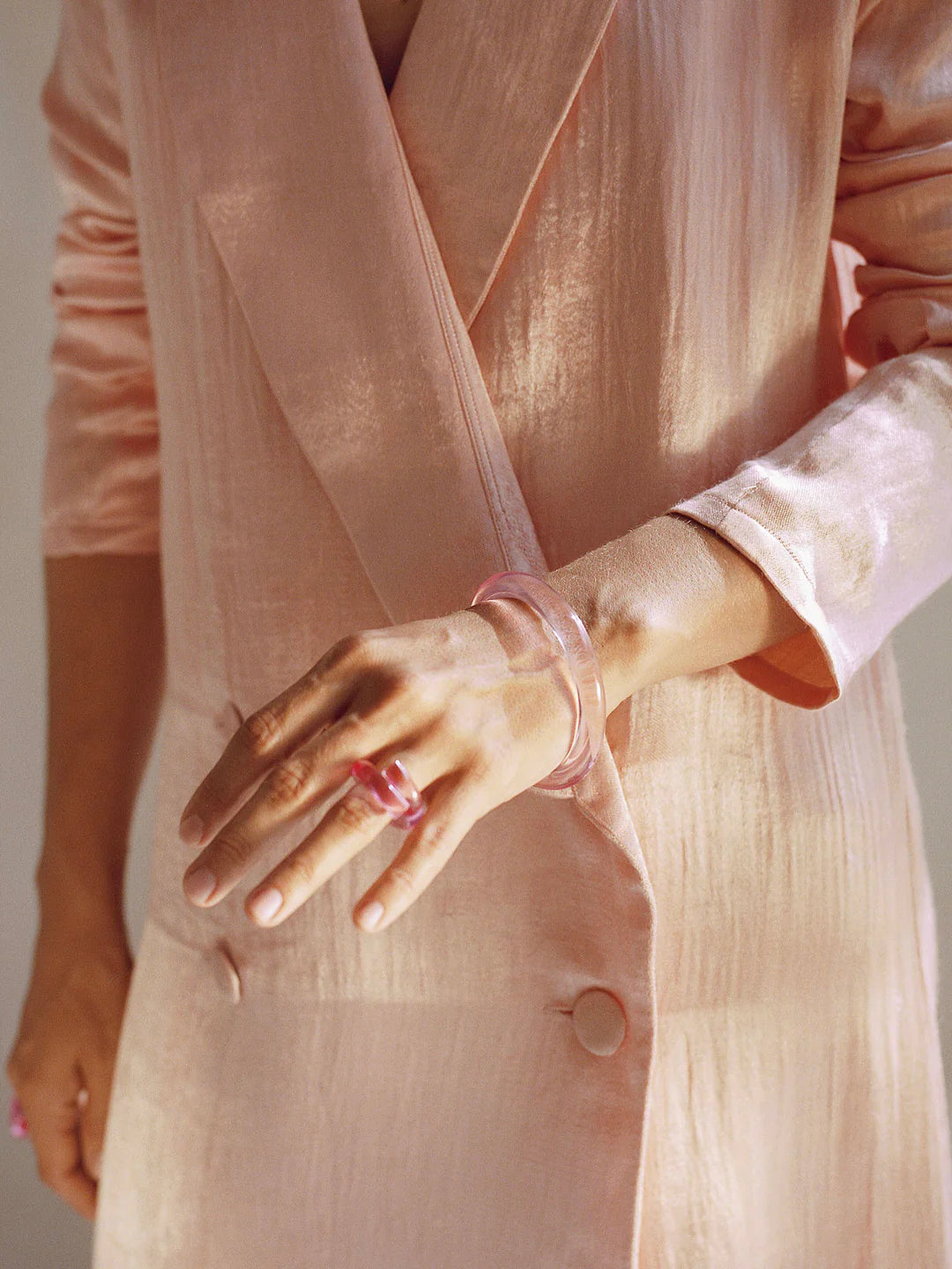 Bague Wrap Ring lucite - Corey Moranis