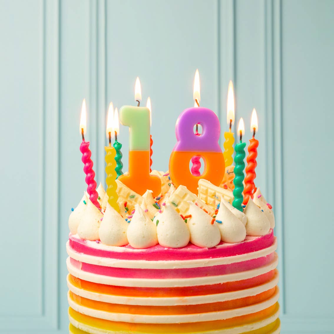 Bougies d'anniversaire torsadées arc-en-ciel, paquet de 8 twirl candles