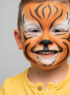 Unit Makeup Crayons-NAMaki