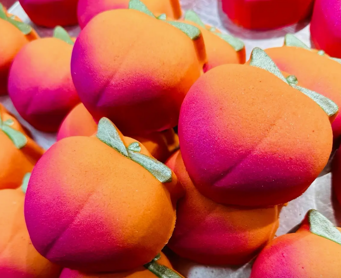 Bombes de bain à l'huile d'amande douce - Nourishing Bath Bombs - KC&D Soap Shop