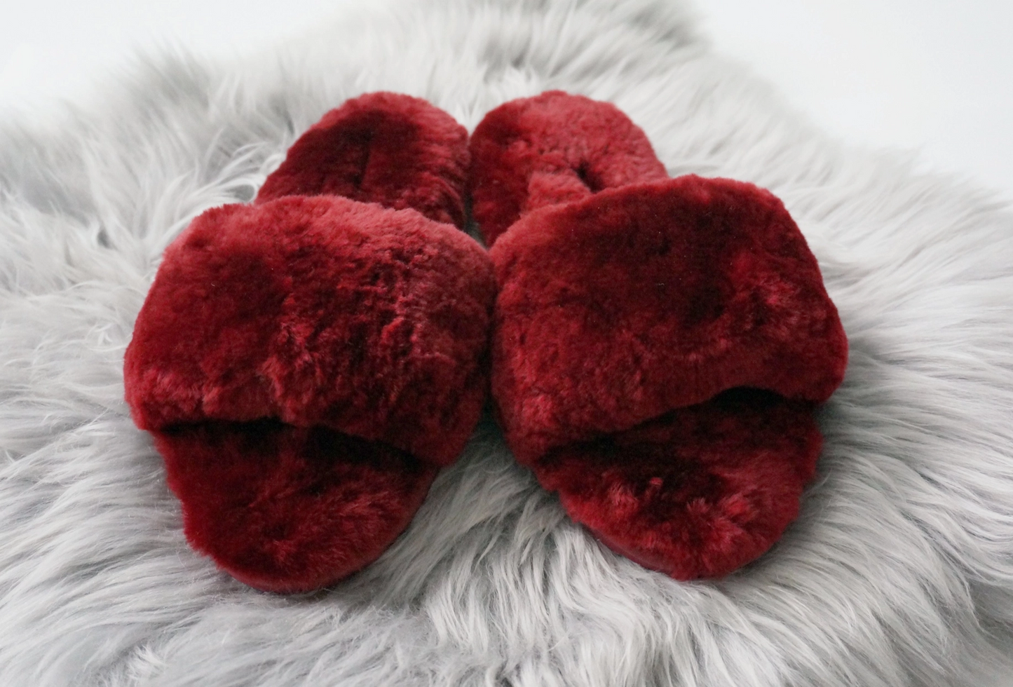 Pantoufles moelleux en peau de mouton australienne (3 couleurs) Australian Sheepskin Fluffy Slippers - Sheepskin Elite
