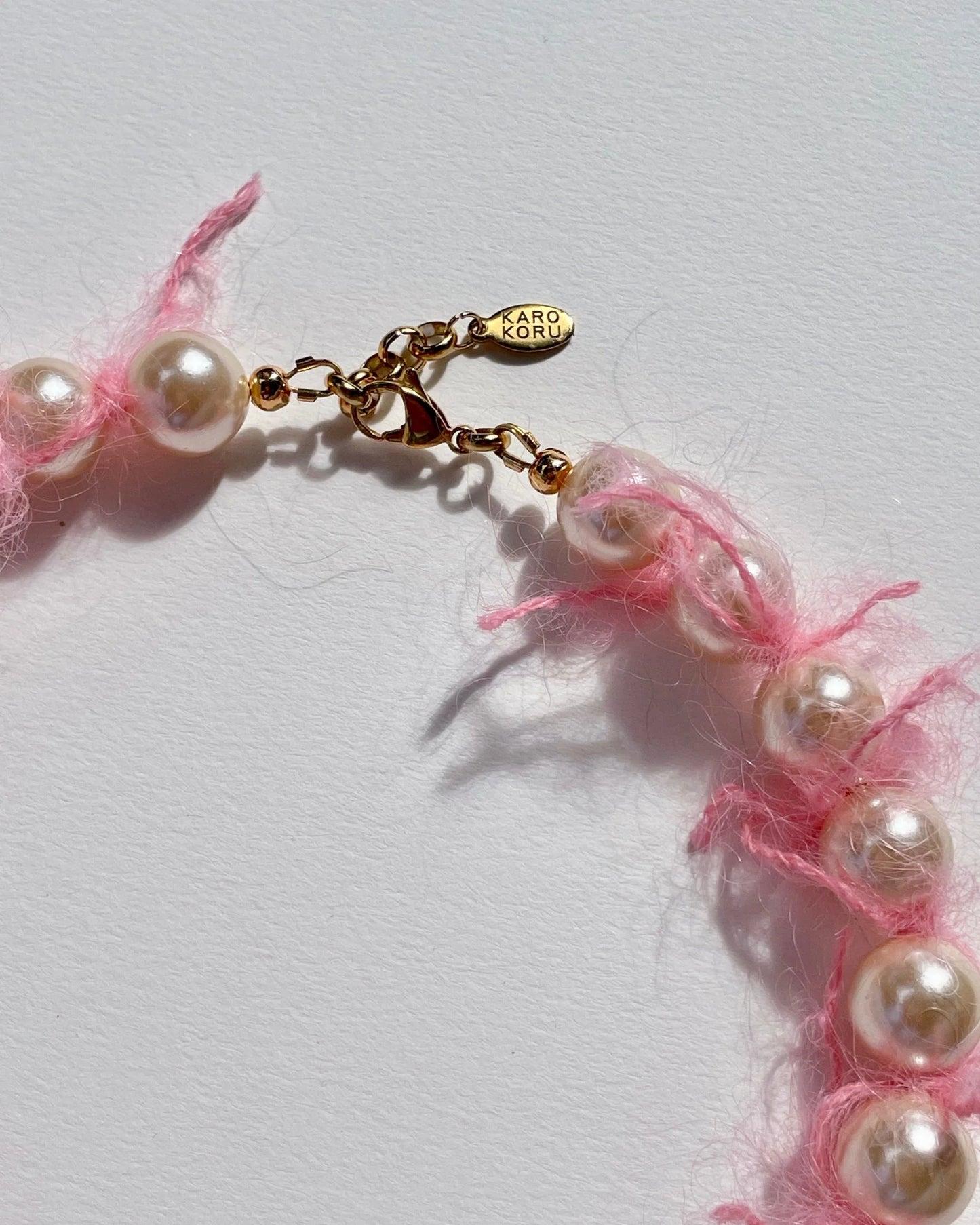 Collier de perles Mohair rose - Pink Mohair Necklace - Karo Koru