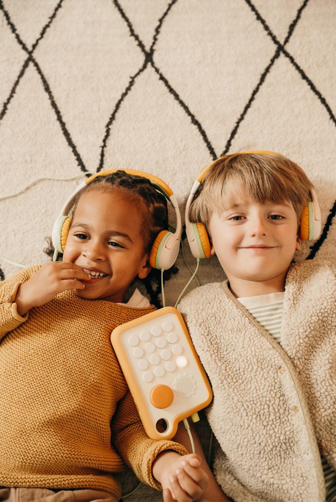 Compagnon de jeu et d’histoires sans écran - Fabli