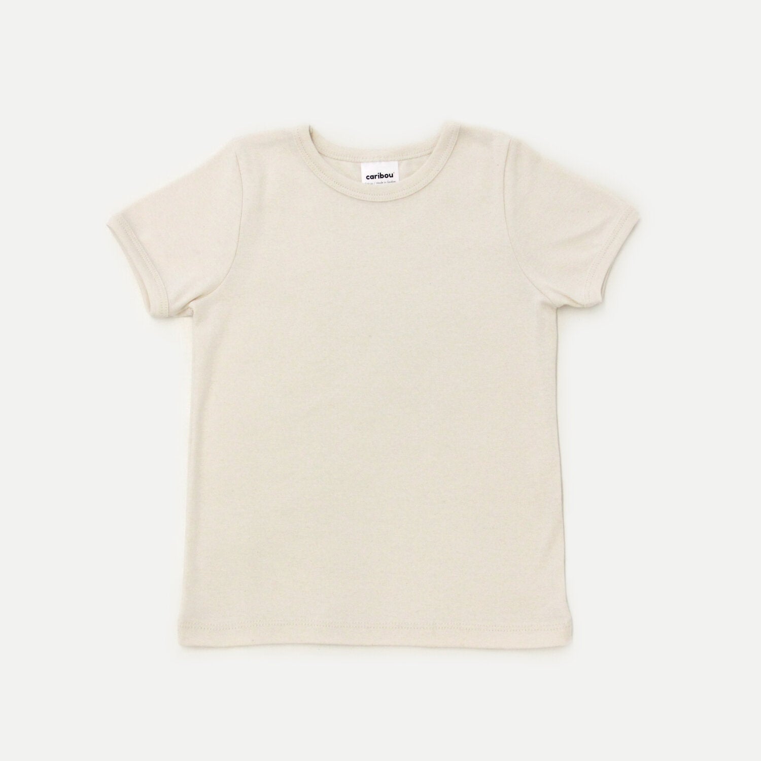 tee shirt blanc de la marque caribou