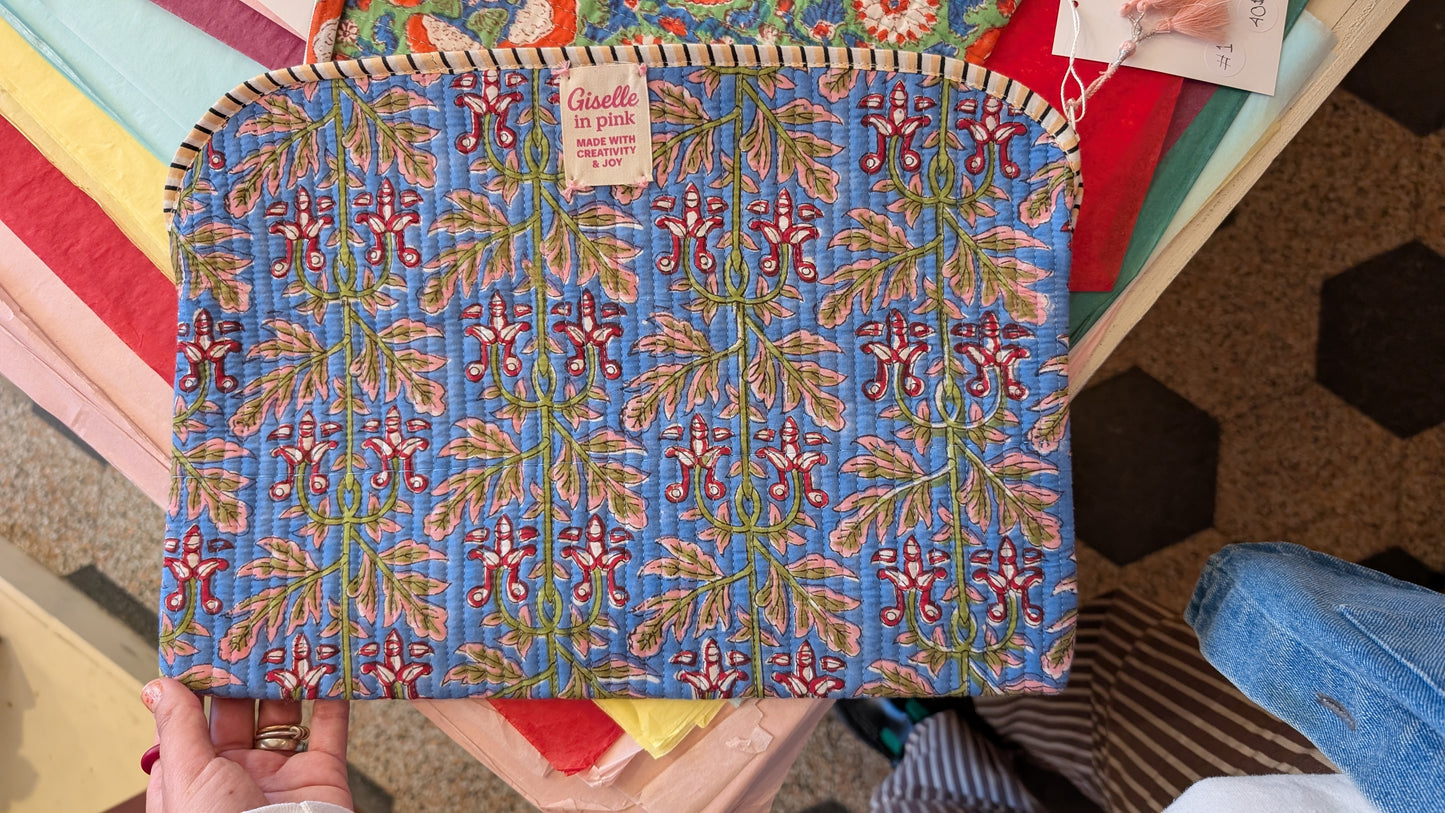 Housse d’ordinateur matelassée en coton  – Giselle in pink