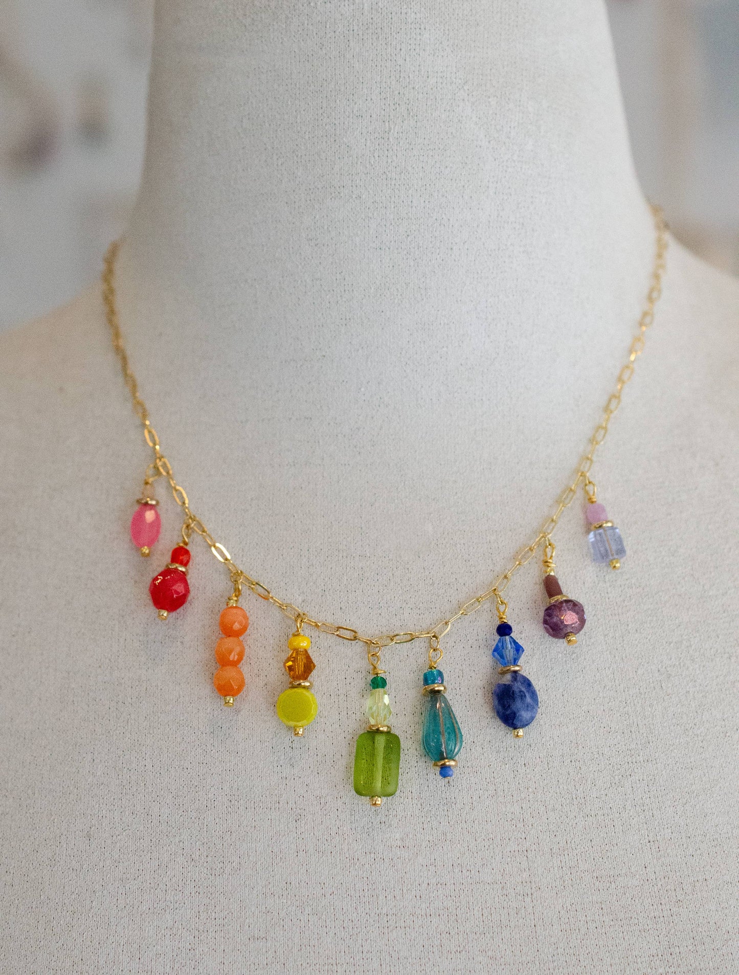 Collier a breloques Rainbow Charm - Jill Makes