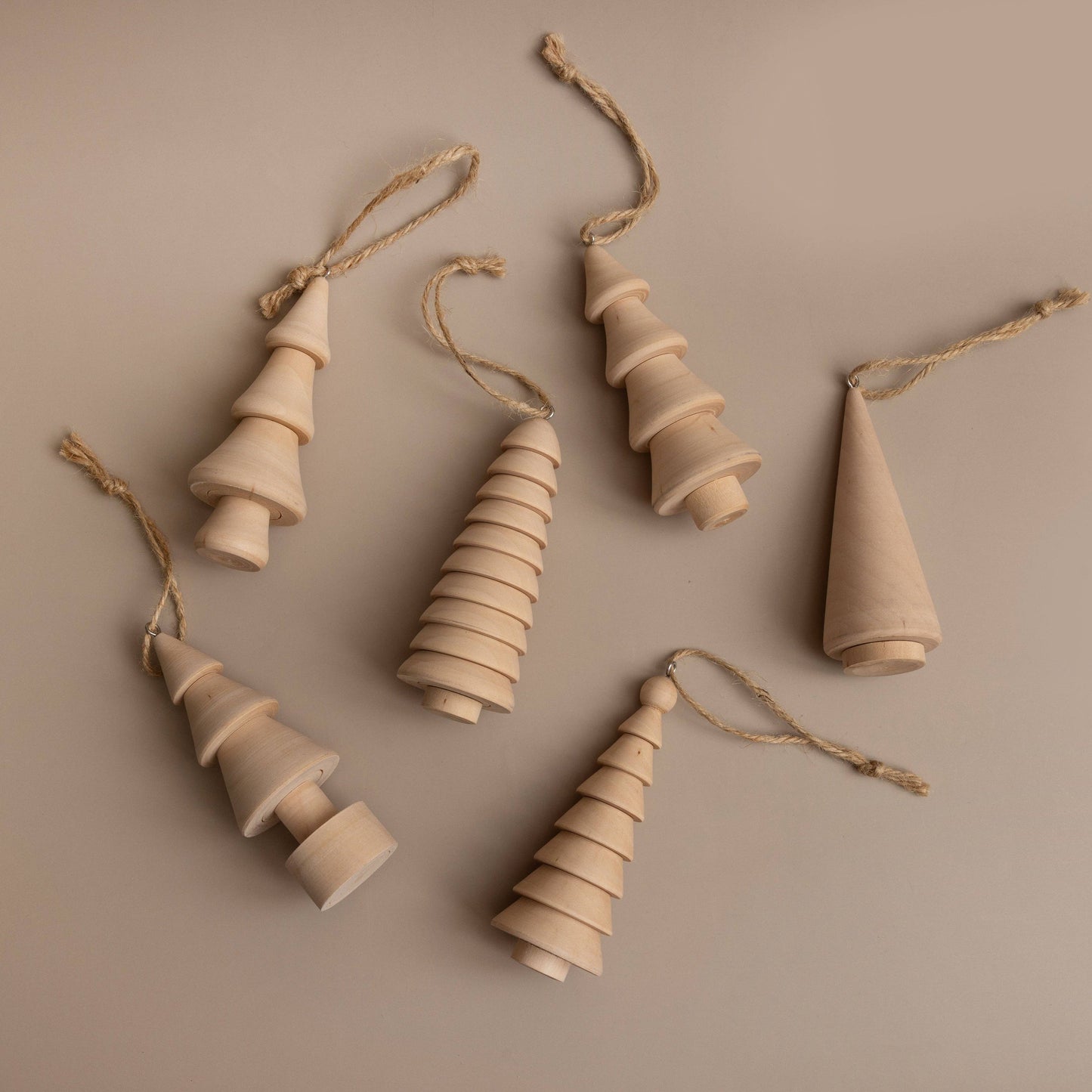 Ensemble DIY pour ornements sapin en bois - Paintable Wooden Tree Ornaments - Jewelry Made by Me