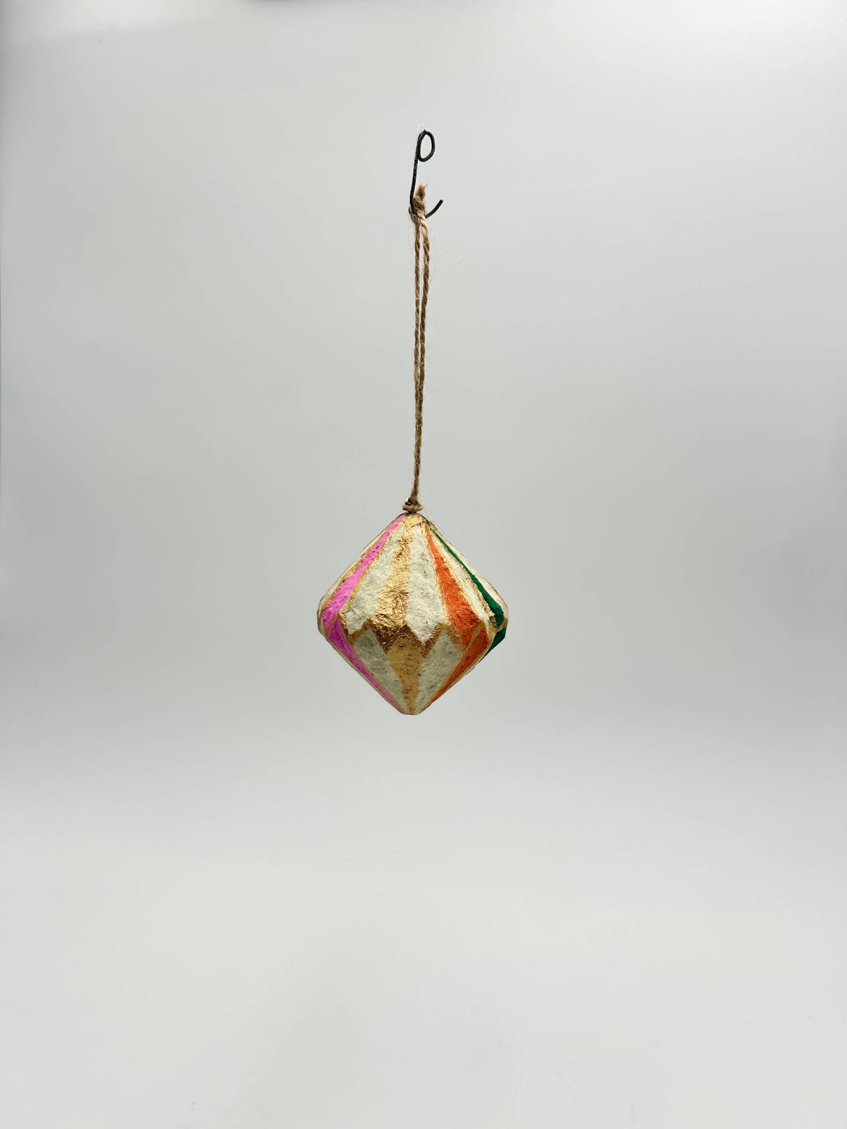 9 - Ornement Diamant coton mache - Kalid