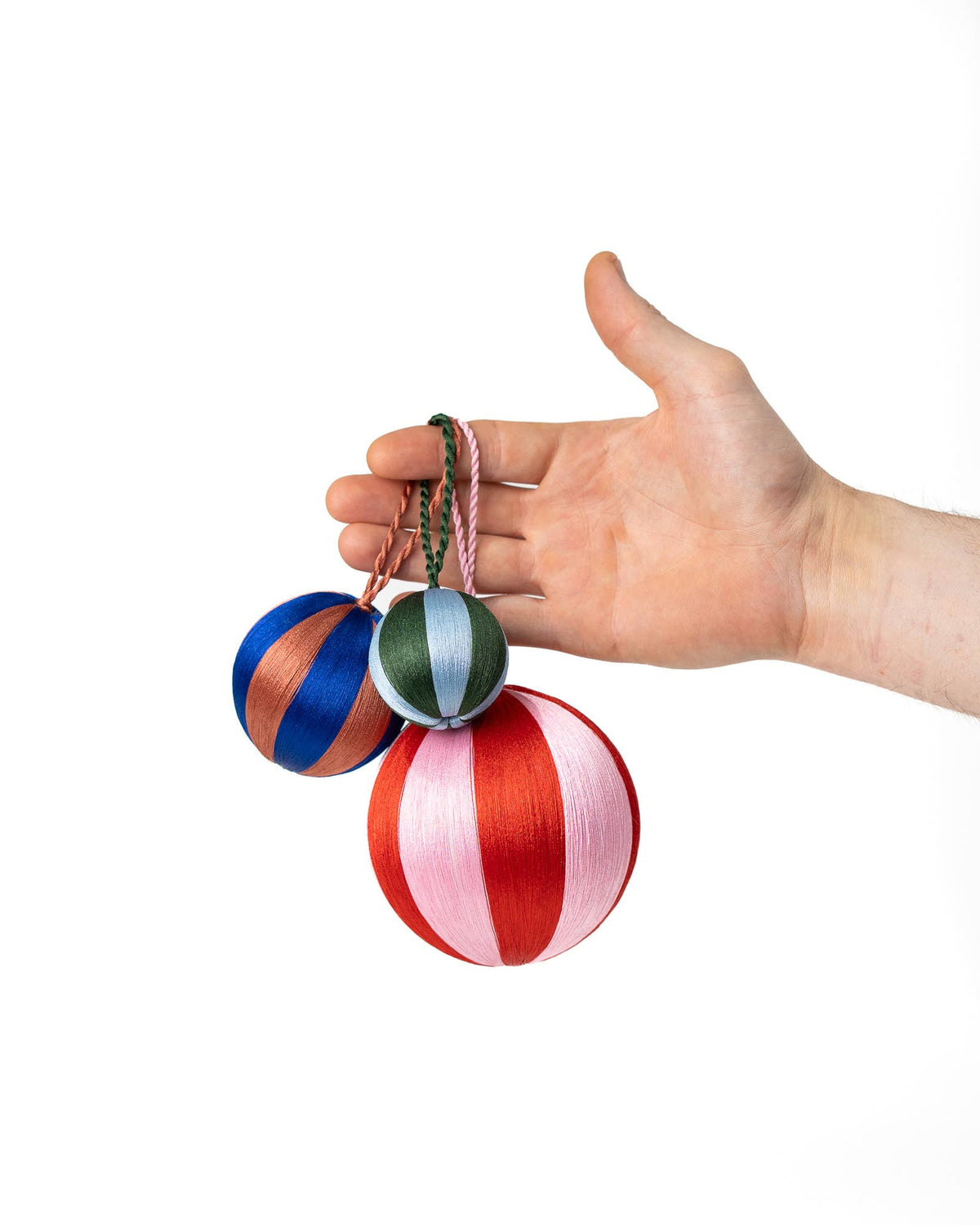 12 - Ornement Boule de Noel Rayee - YOD & CO