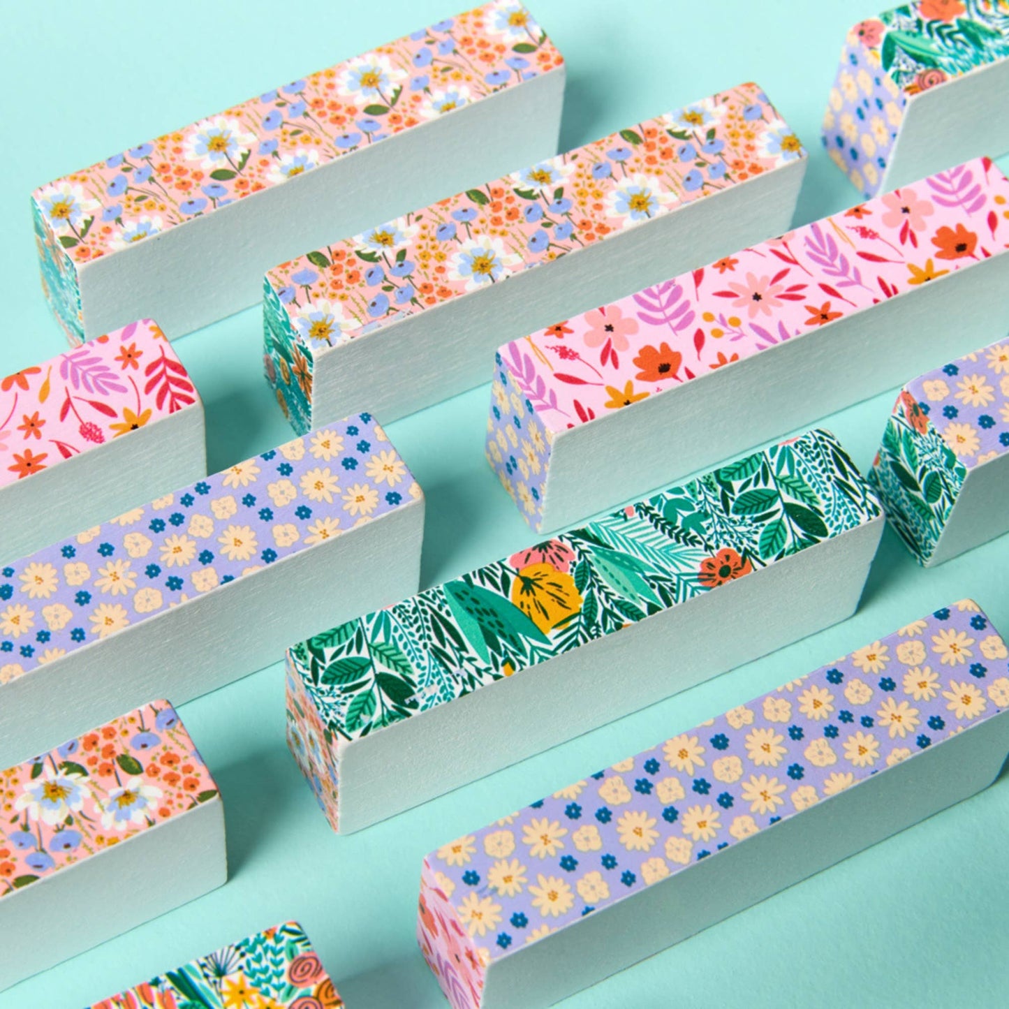 Tour Florale Tumbling Tower - Journey of Something