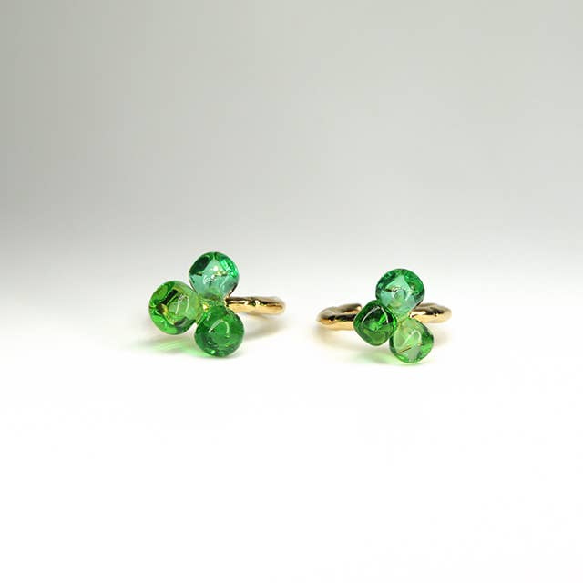 Bague ajustable LALETI petites perles de verre - Chama Navarro