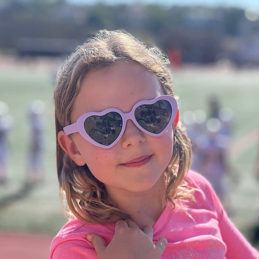 Lunettes de soleil enfants en Coeur Lilas - Lilac Heart Sunglasses - Roshambo