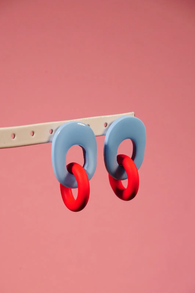 Boucles Lauriette bleu et rouge E05- Crocodile agile