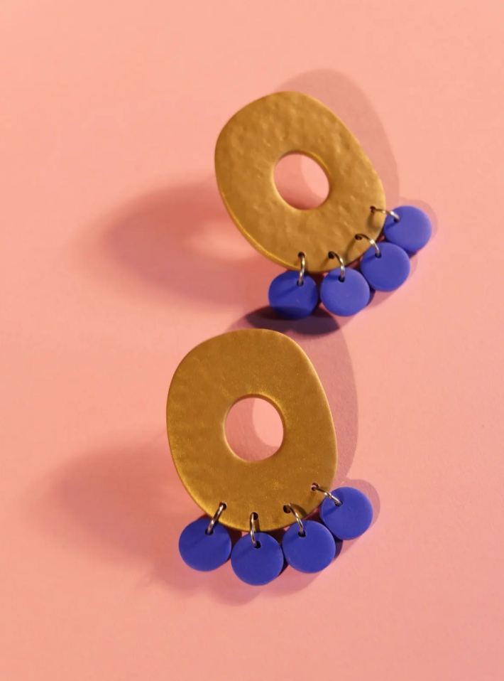 Boucles doré pastille bleu E01 - Crocodile agile
