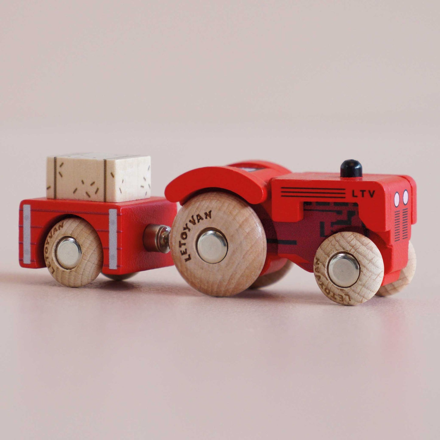 Tilly tracteur en bois - Le Toy Van