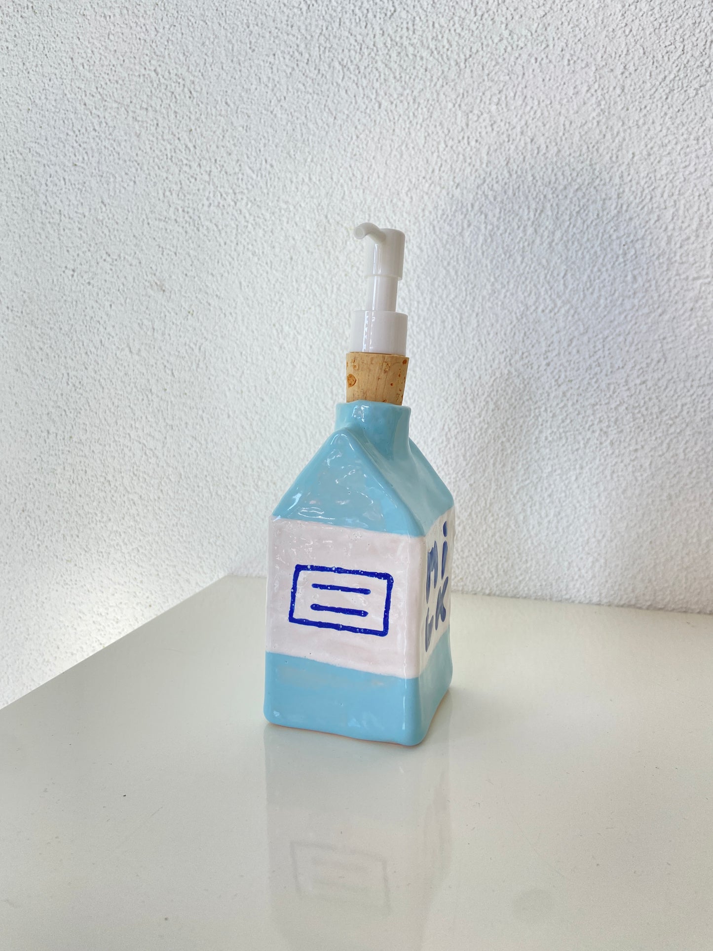 Distributeur de savon en céramique ''Milk'' Soap dispenser - Wolkenwinkel