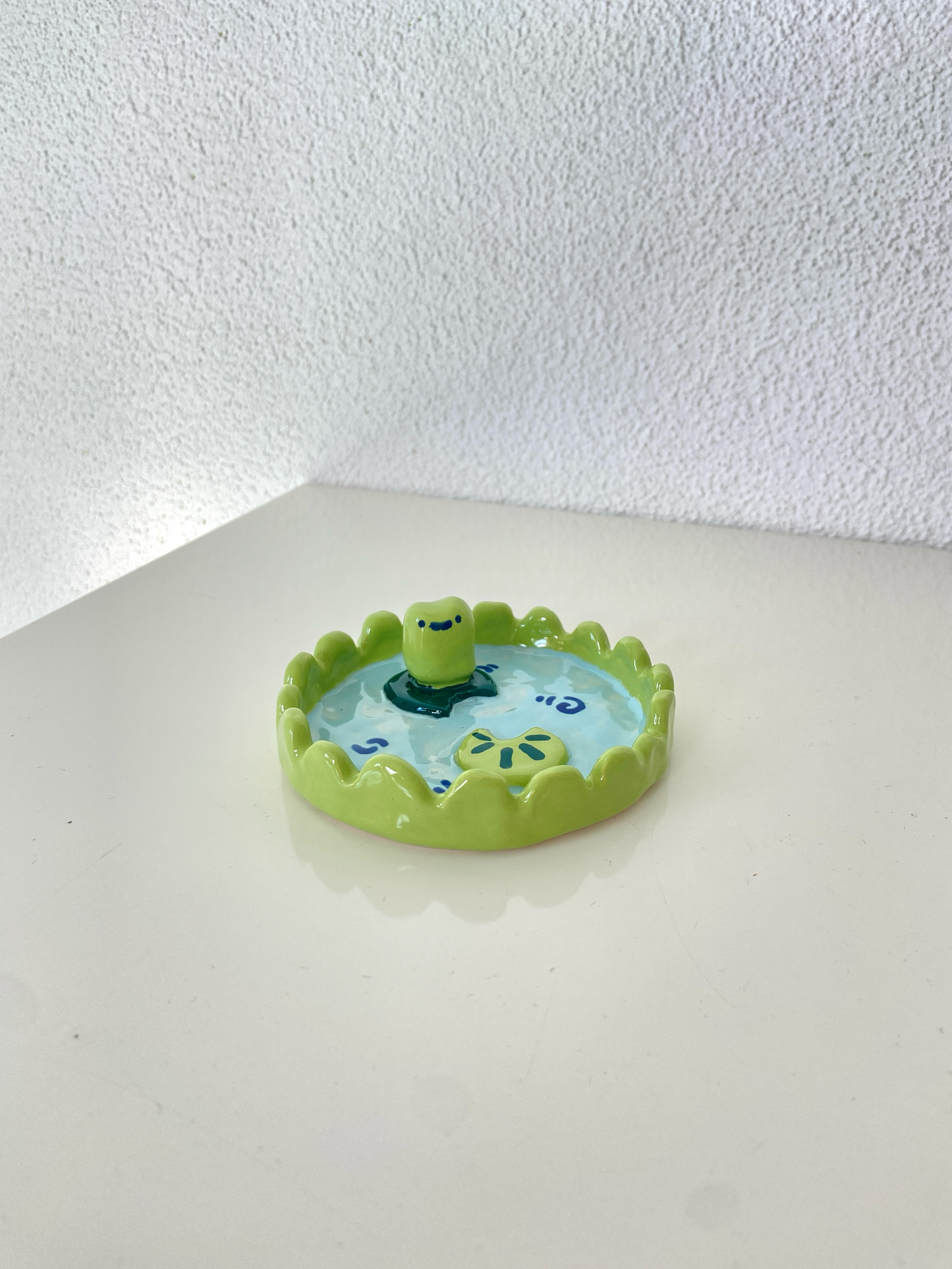 Soucoupe à bijoux en céramique Grenouille Trinket dish - Wolkenwinkel