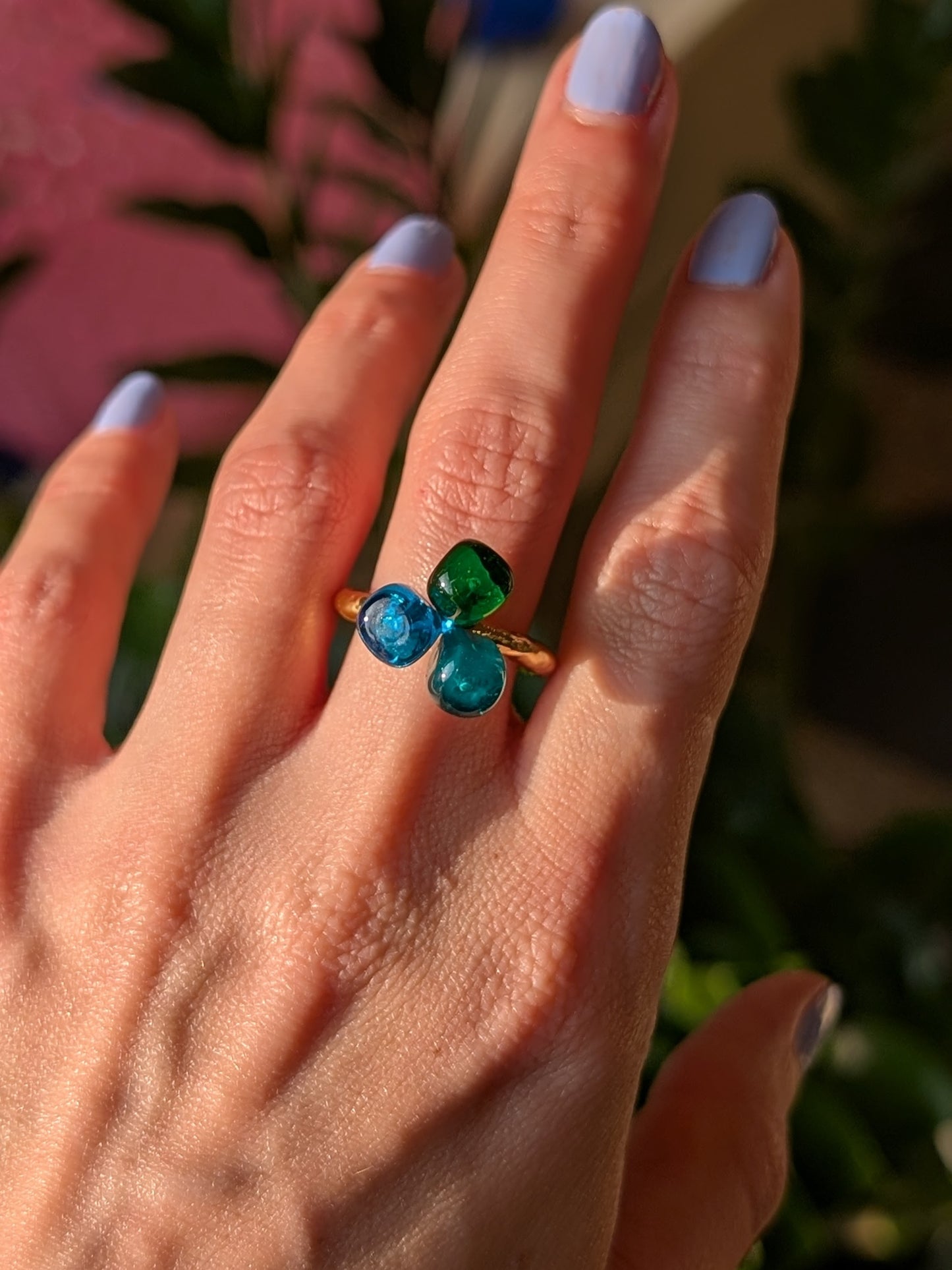 Bague ajustable LALETI petites perles de verre - Chama Navarro