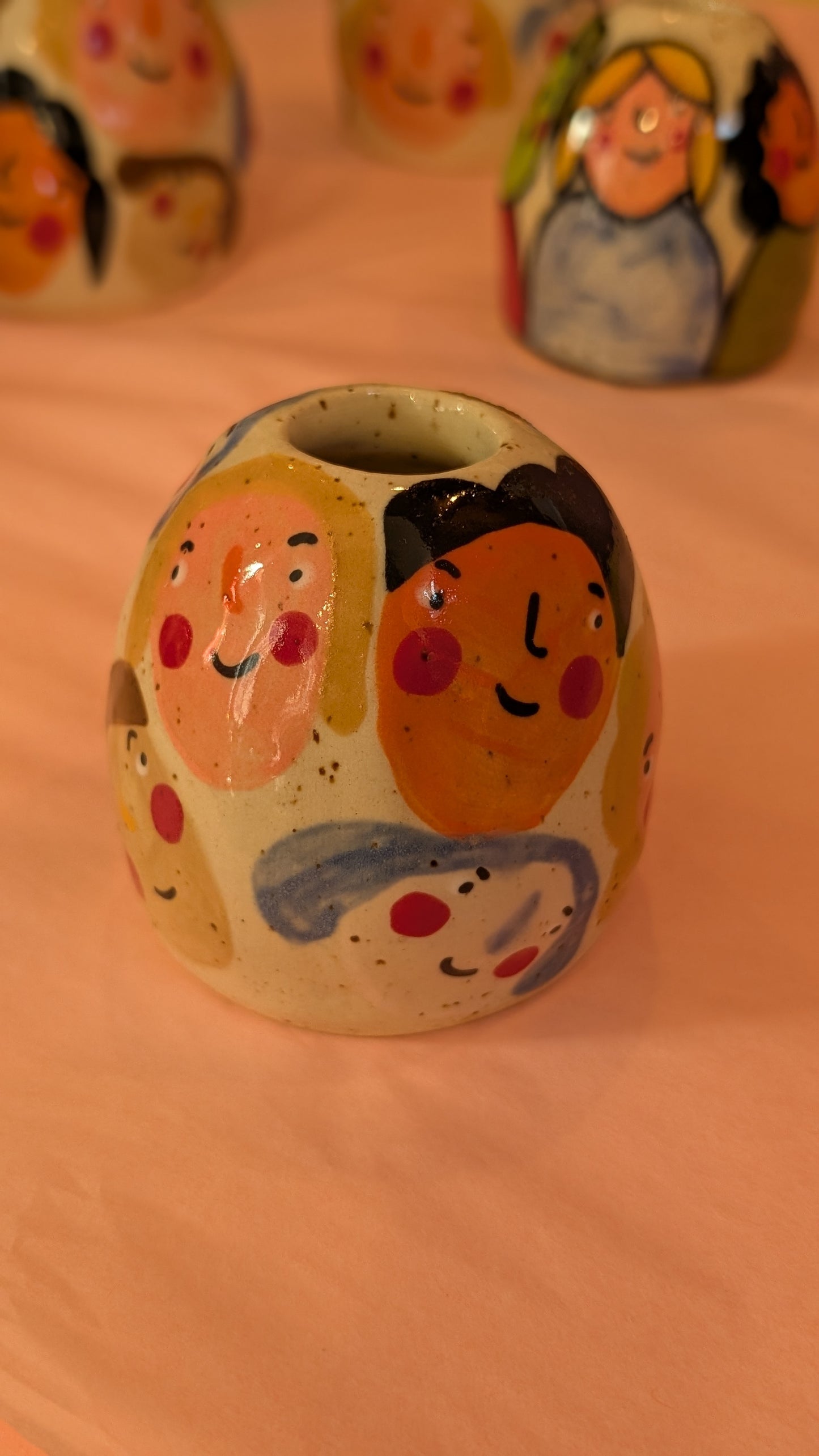 Collection Visages Tasses et Vases - Fraulein B.