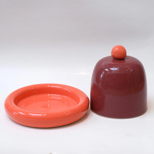 Beurrier en céramique ''Ember & Cherry'' Ceramic butter dish - Amphora Ceramics