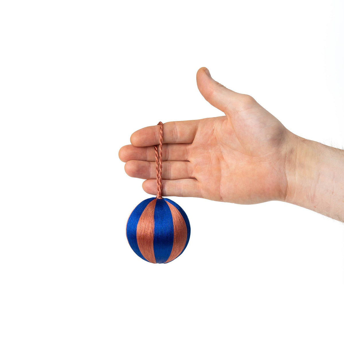 12 - Ornement Boule de Noel Rayee - YOD & CO