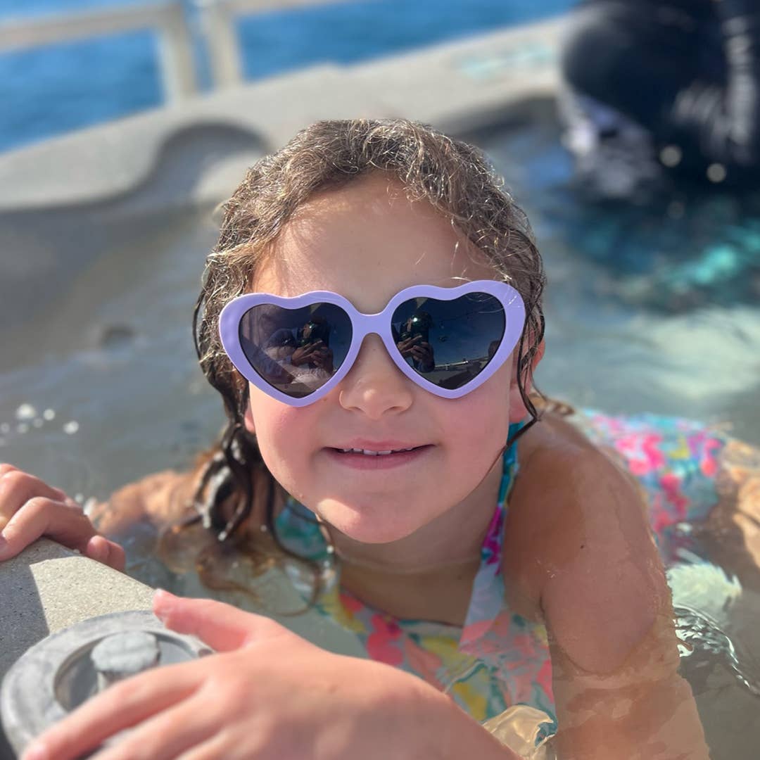 Lunettes de soleil enfants en Coeur Lilas - Lilac Heart Sunglasses - Roshambo