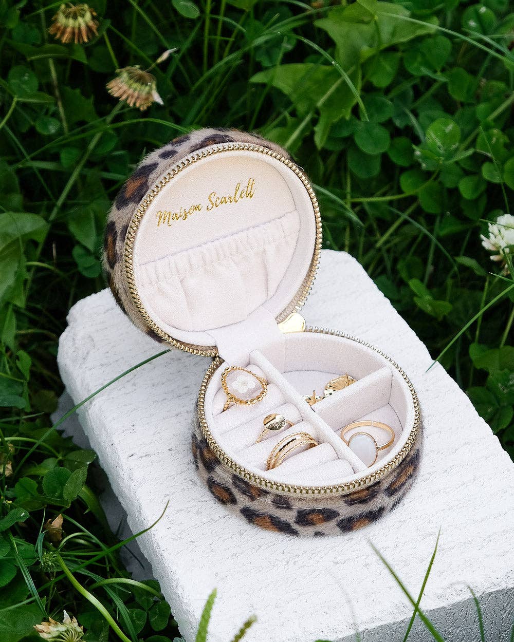 Boîte à bijoux de voyage léopard ''Yvonne'' - Maison Scarlett