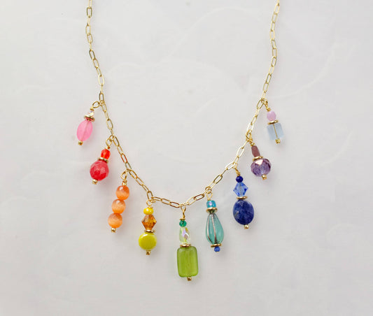 Collier a breloques Rainbow Charm - Jill Makes