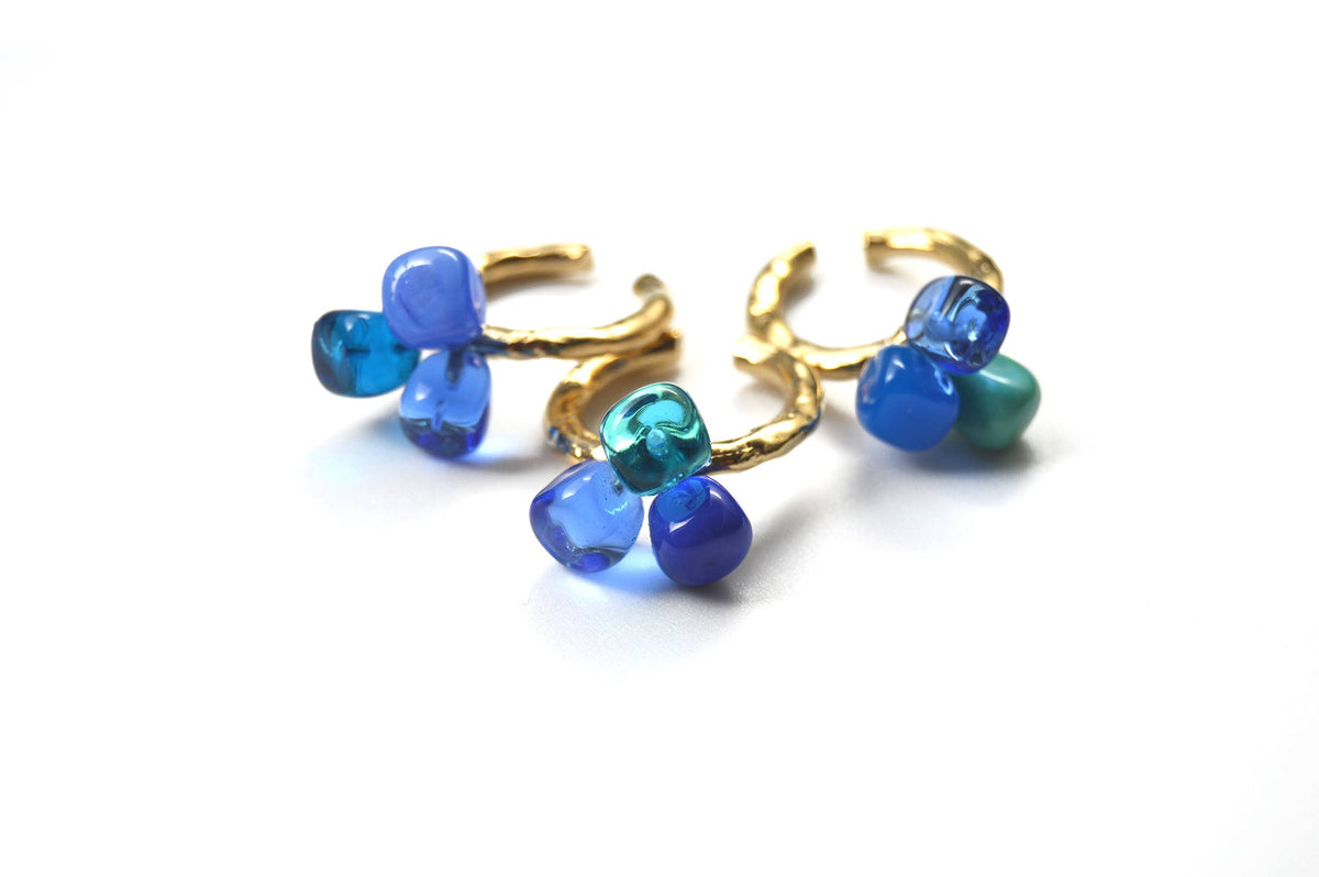 Bague ajustable LALETI petites perles de verre - Chama Navarro