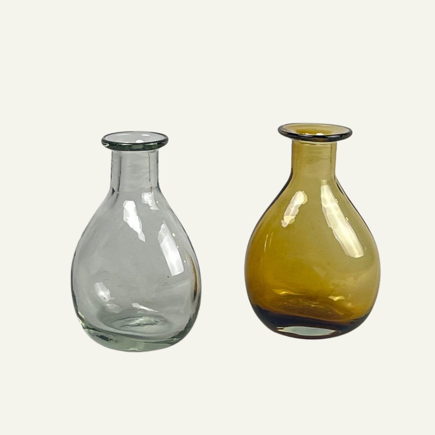 Petits vases soliflores en verre recyclé soufflé - Bitters Co