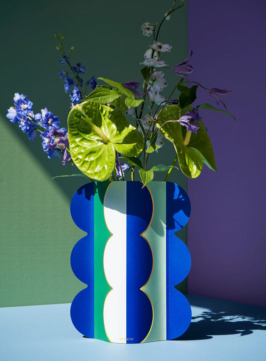 Wave: Paper vase for fresh and dried flowers-Octraevo