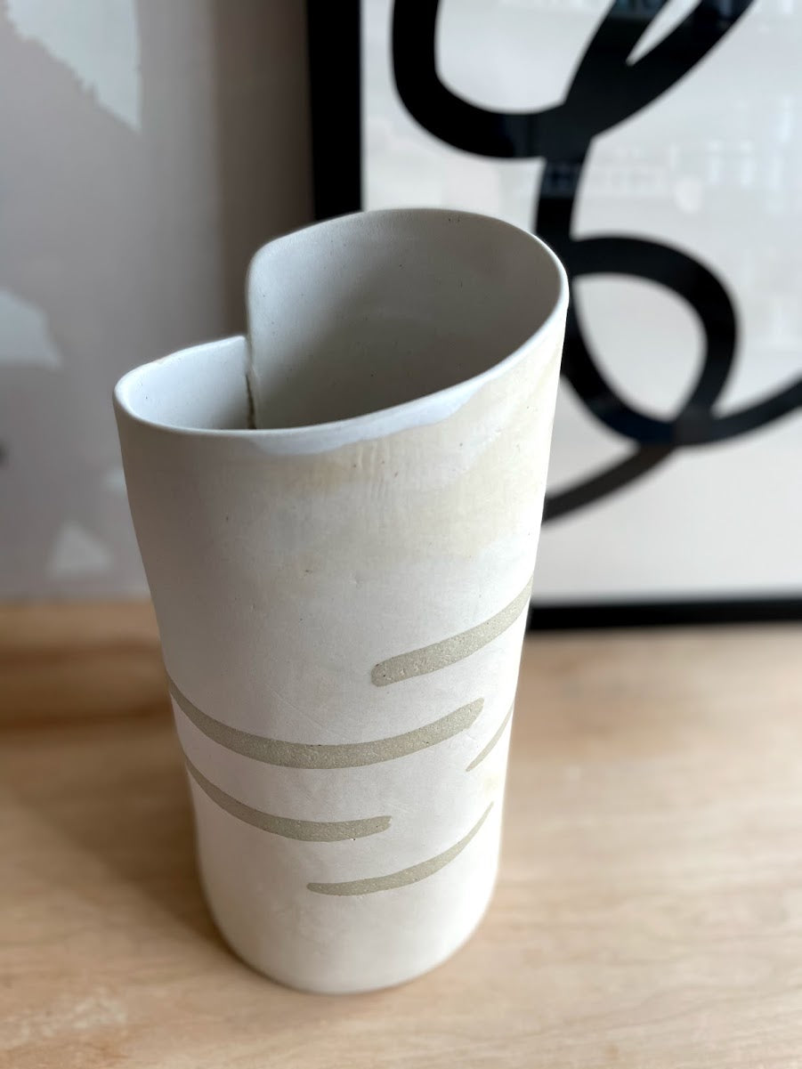 Vase en céramique enroulé - AMH